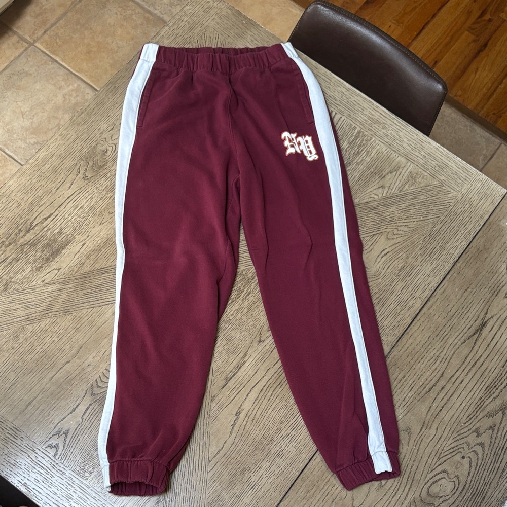 Hollister Maroon Sweatpants/Joggers with White Accents